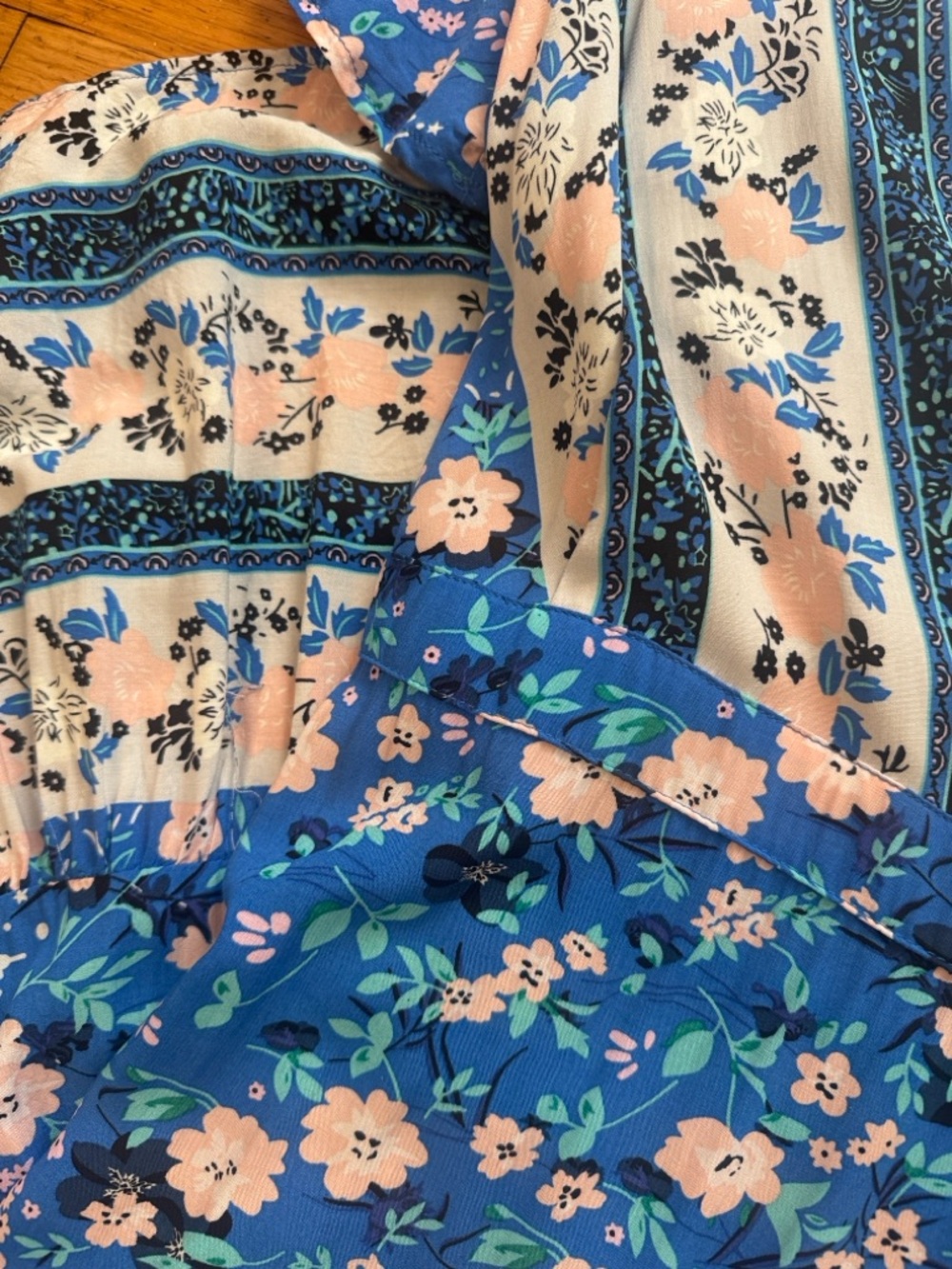 Like New! Floral Wrap V-Neck Blue Maxi Dress - Picture 6 of 7